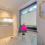 Sarnia 6a Apartahotel