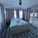 Sarnia 6a شقة فندقية 3*